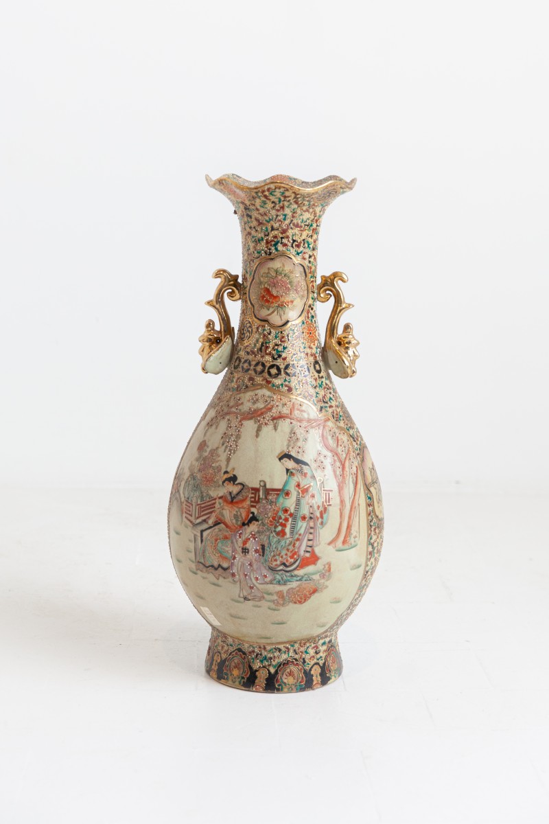 Japanese porcelain vase